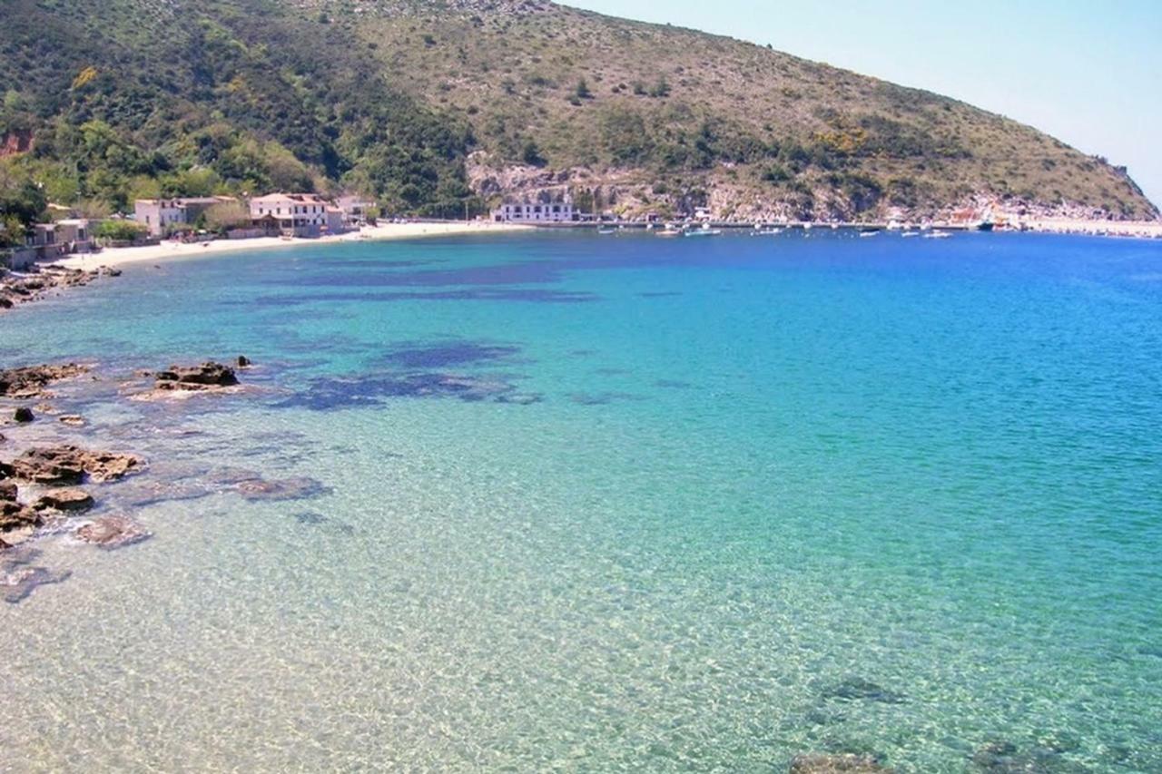فيلا L'Antica Torre Del Porto بالينورو المظهر الخارجي الصورة